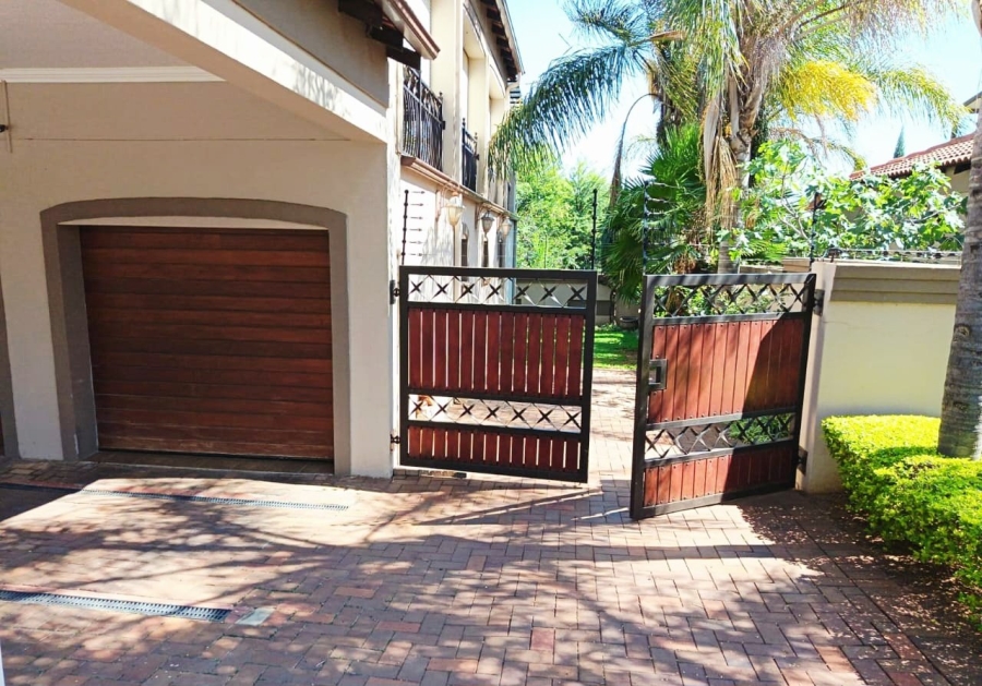 3 Bedroom Property for Sale in Wilkoppies North West